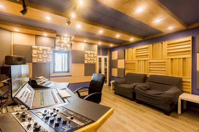 【案例】南京仙草录音棚 体验Midas M32 Live的录音功能